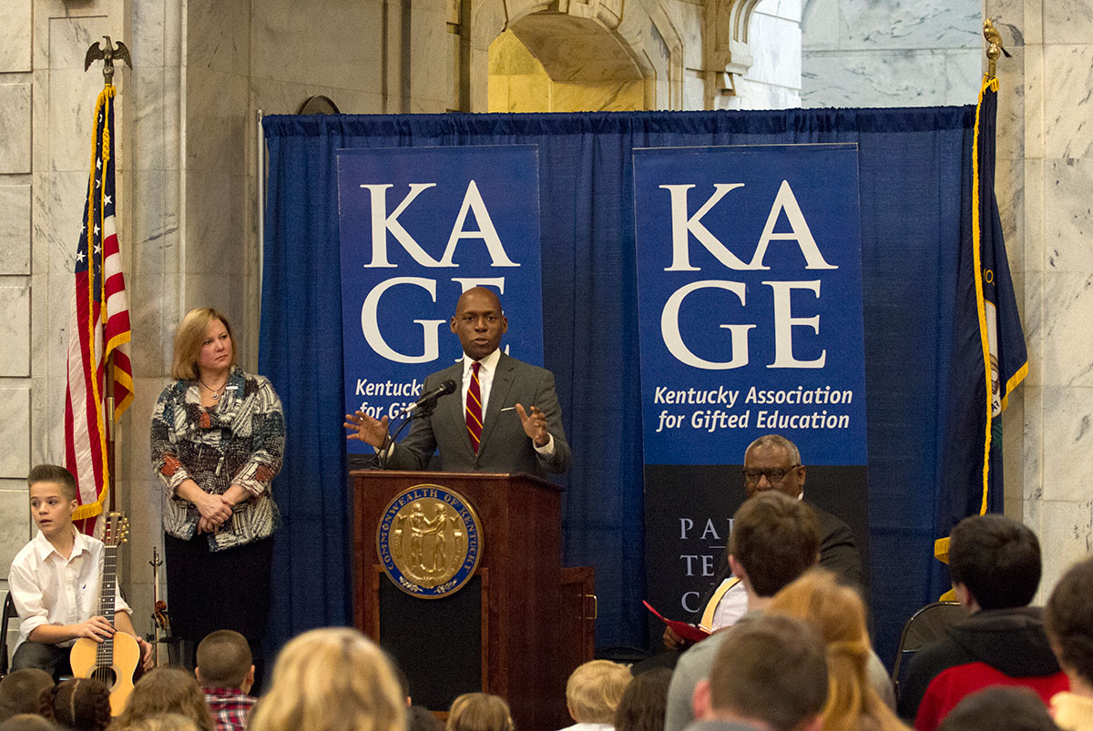 Colmon Elridge, executive assistant to Governor Beshear, speaks during the ceremony.