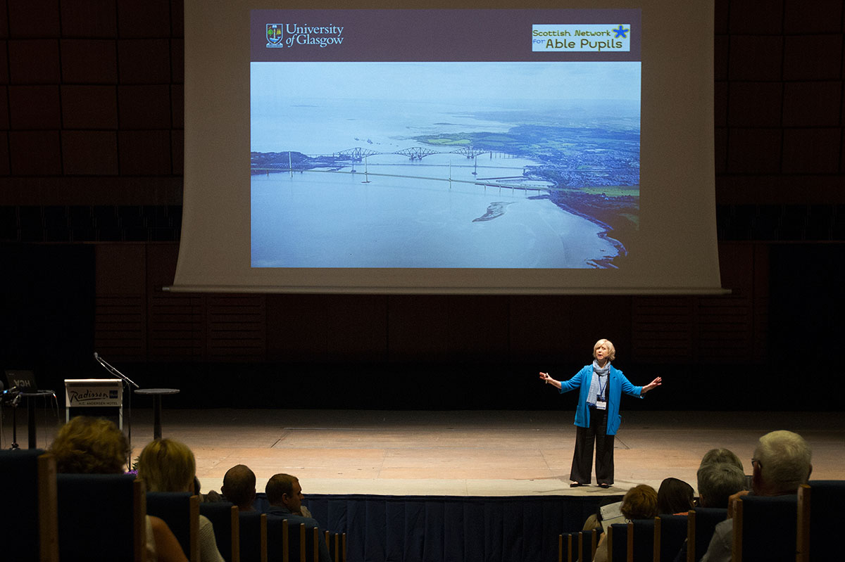 Margaret Southerland delivers a keynote address on building bridges between reasearch and practice during the second day of the World Conference.